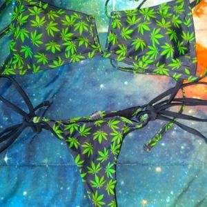 Pot Leaf Print Bikini (S)